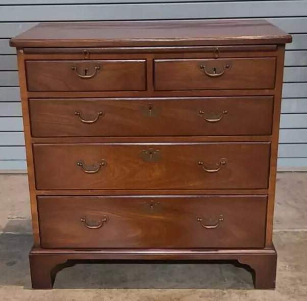 Kittinger Williamsburg Collection Mahogany Bachelor's Chest CW 68