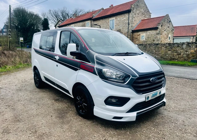 FORD TRANSIT CUSTOM Factory Crew Van 2018 -320 -SWB £14,495.00 ...