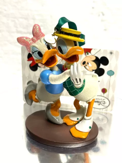 Disney Daisy Duck Legacy Sketchbook Ornament - 85th Anniversary - Limited Release