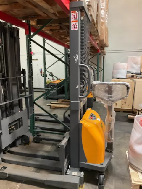 APOLLOLIFT Used 2200lbs Semi Electric Walkie Straddle Stacker 63" Lift Forklift