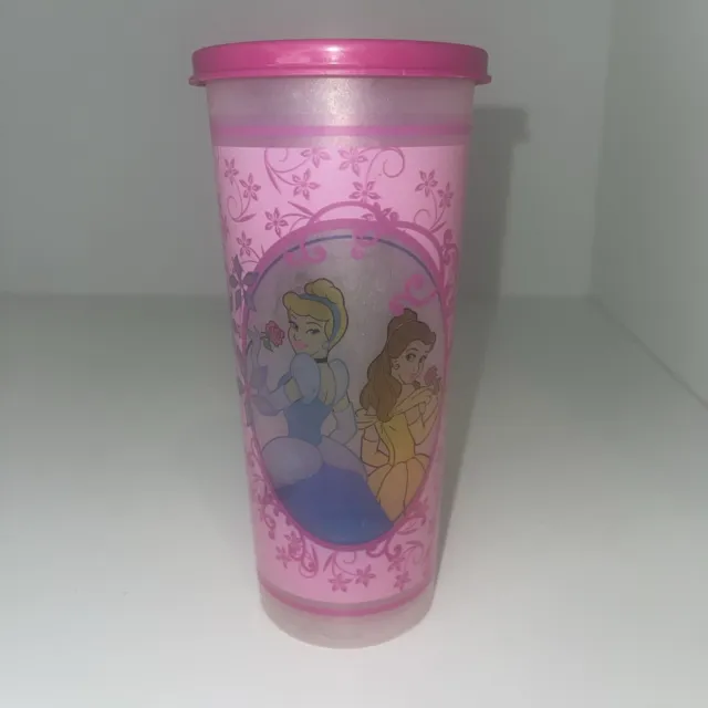 https://www.picclickimg.com/qpcAAOSwwa1ljOLU/Tupperware-16oz-Tumbler-Cup-Disney-Princesses-Used-5107L.webp