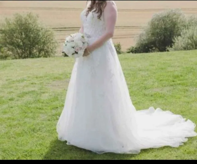 Wedding Dress WED2B Hallie Size 14