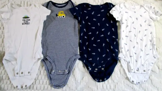 Lot Of 4 Carter's 9 Month Body Suits Infant Boys Short Sleeve One Pc Spaceships