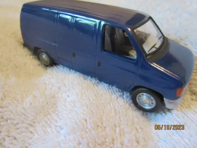 BRAND NEW stock un-labeled Penjoy 1:50 scale diecast DARK BLUE Ford E350 Van