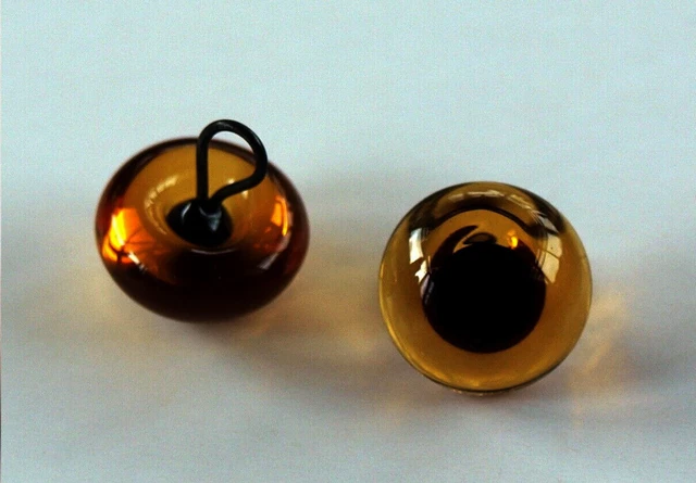 PAIRE YEUX EN verre 22 mm à coudre pour ours ou peluche ancienne EUR 15