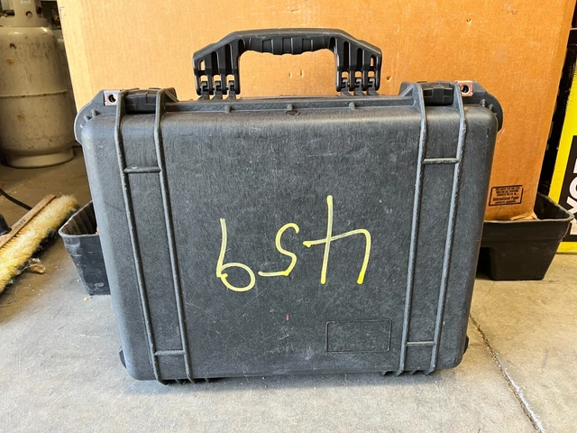 Pelican 1550 Protector Transport Case |  20.7 × 17.2 × 8.4" | Storm iM2600 Equiv
