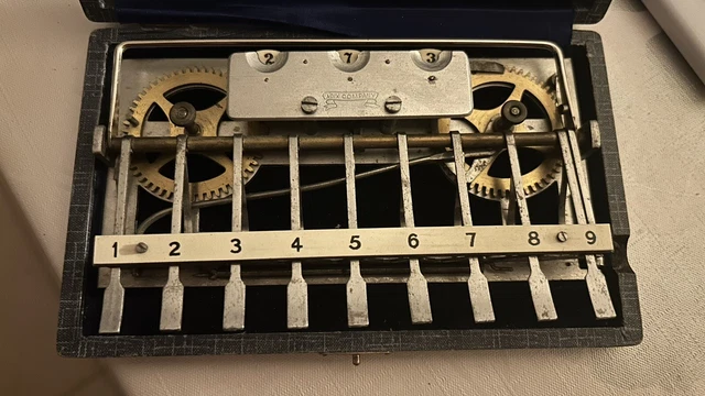 Calculadora sumadora  Adix  1903 Funciona Bien Muy cuidada