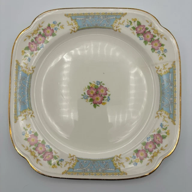 EDWIN KNOWLES BOUQUET Floral Salad Plate Rounded Square