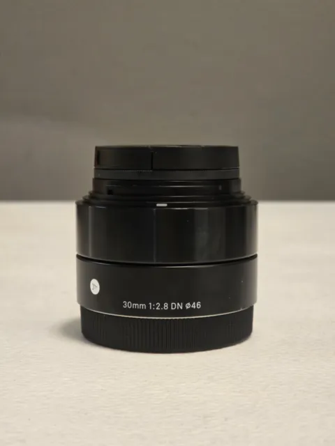 SIGMA 30mm F/2.8 DN ART LENS FOR SONY E-Mount APS-C CAMERAS