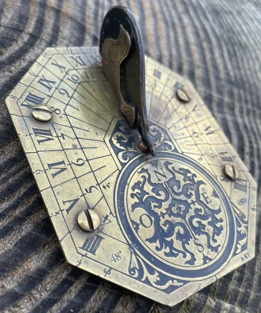 Vimal Astrolabe Nautique Cadran Solaire En Laiton Antique - 5.2cm - Boussole Décorative