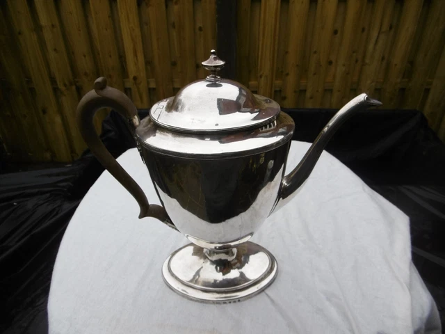 1798 bella caffettiera stile George 111 stile Adam argento di William Fountain 780 g