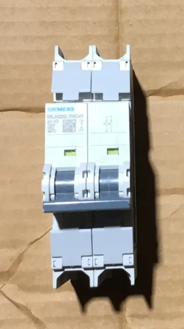 Siemens 5SJ4 111-7HG41 Miniature Circuit Breaker Single Pole 5 Amp DIN Rail