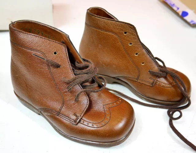 botillon Chaussures anciennes cuir 1950 enfants poupée neuve  DROPY taille 21