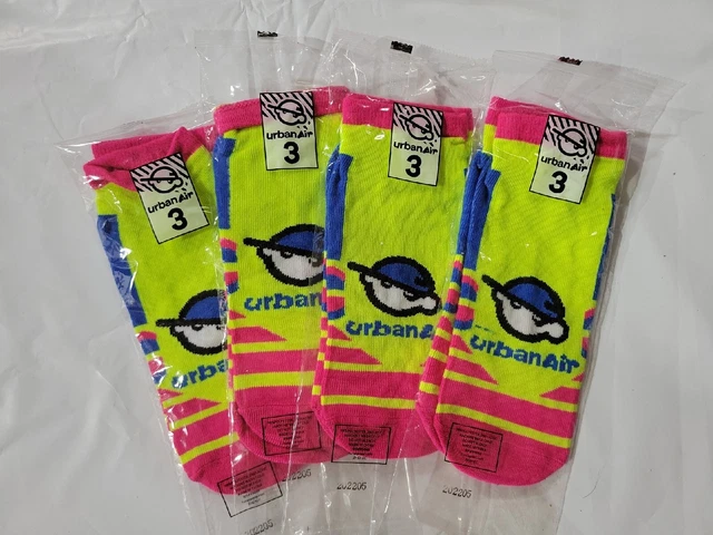 4 Pairs Urban Air Trampoline Blue Pink Yellow Non-Slip Grip Bottom Adult Socks 3