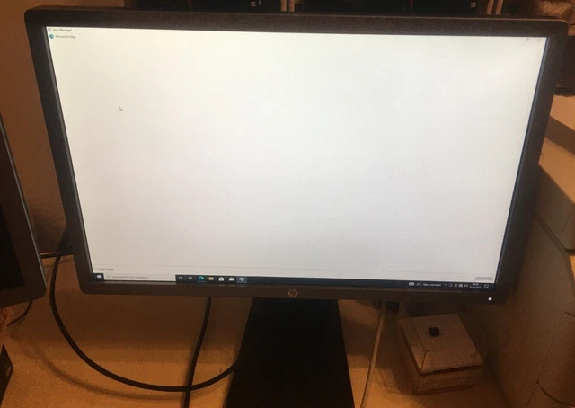 Monitor HP EliteDisplay E241i 24 Zoll 61 cm 1920x1200  VGA DVI DP  Pivot FHD