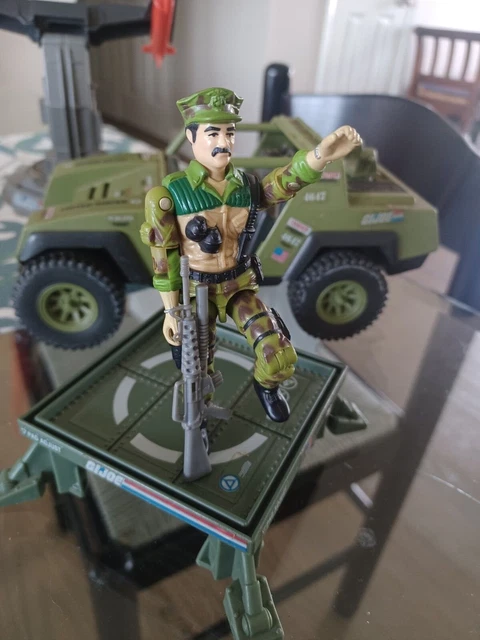 Gi Joe Leatherneck w/gun near complete 