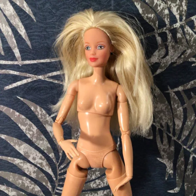 Gorgeous Barbie Doll Mackie Lips Hybrid MTM Blonde Long Hair Rare Hazel Eyes