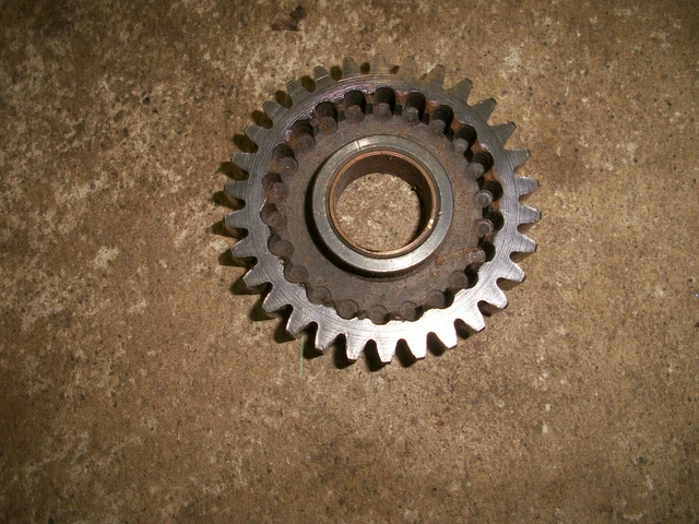 Triumph 1st Gear Layshaft 57-3862 Transmission 4 Speed 30T 650cc TR6 T120
