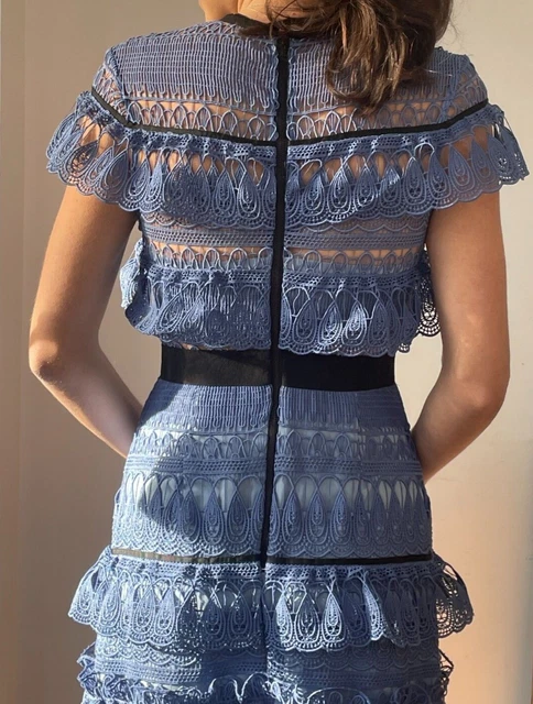 Daphne teardrop best sale guipure midi dress