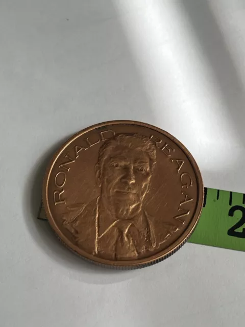 1981 40th President Ronald Reagan Bronze Inauguration Medal Coin