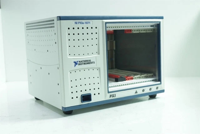 National Instruments PXIe-1071 PXIe 4-Slot 3 GB/s PXI Chassis 195659C-01L