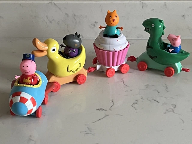 PEPPA PIG PUSH Along Linked Theme Park Ride X4 Rocket Cup