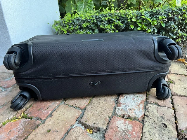 Tumi Alpha 2 Carry-On 4-Wheeled Garment Bag 5