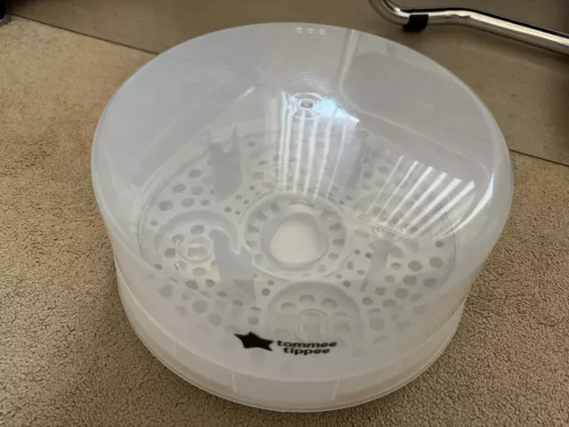 Tommee Tippee Closer to Nature Microwave Steam Steriliser Holds - 4 x Bottles