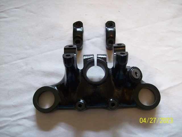 Triumph TR6 C TT Triple Clamp Top H2101 + Global Shipping
