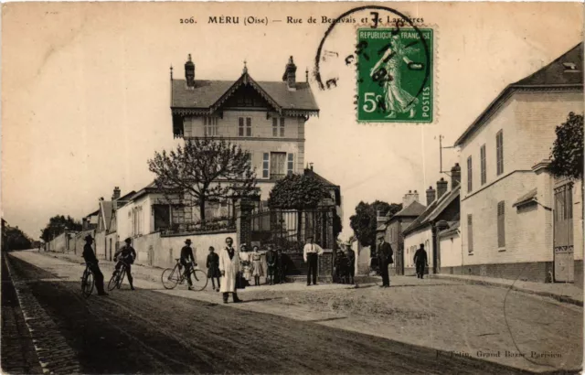 CPA MÉRU - Rue de BEAUVAIS et de Lardieres (259732)