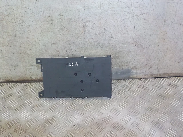 MERCEDES-BENZ GLA SAM Signal Control Module Unit ECU 2013-2024 X156