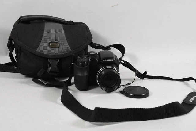 H79U39- Fotokamera Fujifilm Finepix S 1500