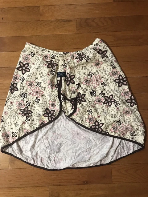 Bellies and beyond nursease 100% organic cotton size medium nursing cover