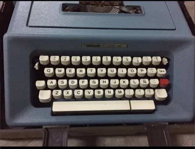 Máquina de escribir Olivetti Studio 46