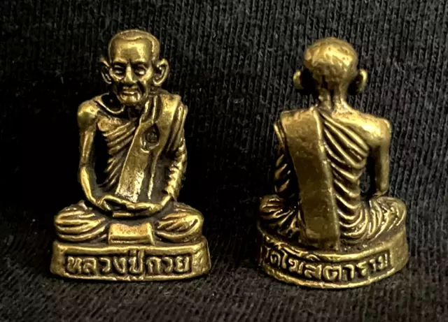 Thai Buda Monje Luang Phor Derm Amuleto Talisman Latón Tailandia b530