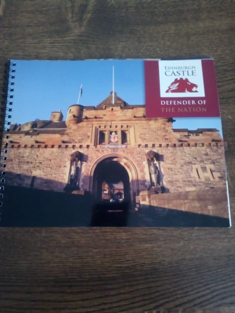 EDINBURGH CASTLE SOUVENIR Guidebooklet + Map of Edinburgh 2011 £2.99 ...