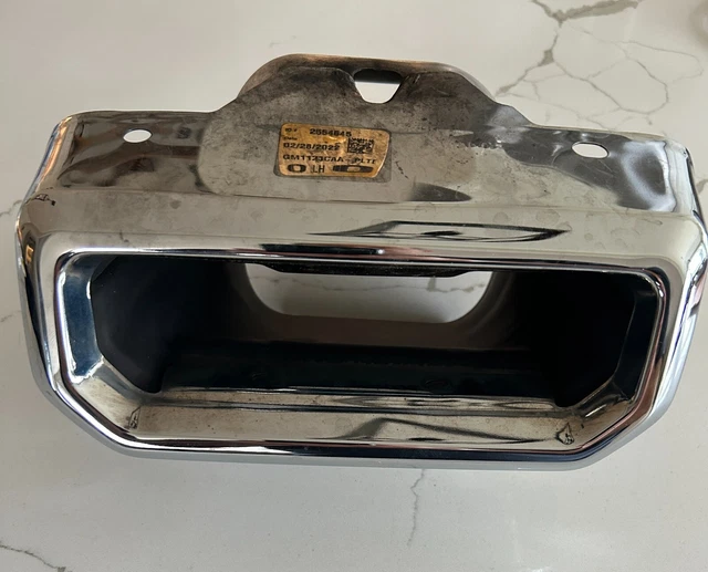 2019 2024 GMC Sierra / Chevy Silverado OEM Exhaust Tip Bezels Chrome