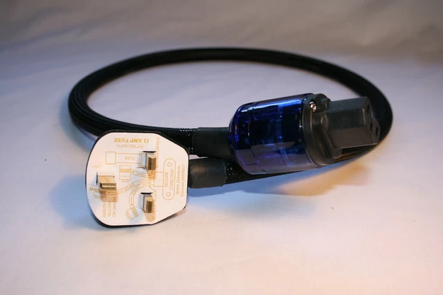 MERLIN CABLES BLACK widow FE mains cable, stunning performance 1m EUR ...