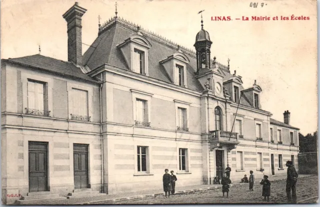 91 LINAS - la mairie et les ecoles.