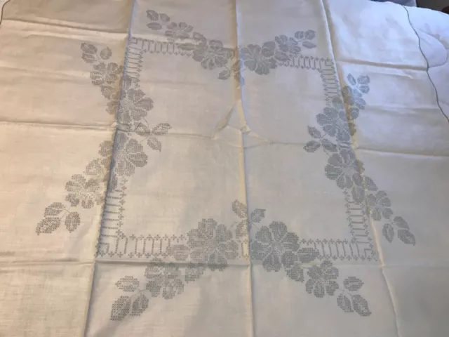 Camellia Linen Tablecloth Stamped Cross Stitch Bucilla Vintage