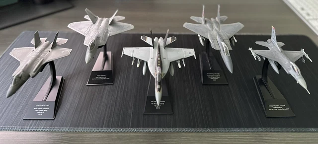 Hatchette Die Cast 1:100 Collection F-35A, F-22A, F/A-18, F-16CJ, F-15C
