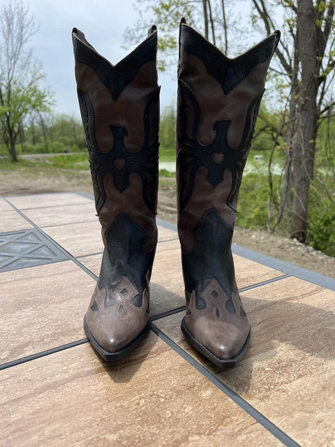 Reba brown leather cowgirl boots western women’s 6.5M eagle bird applique design Reba brown leather cowgirl boots western women’s 6.5M eagle bird applique design