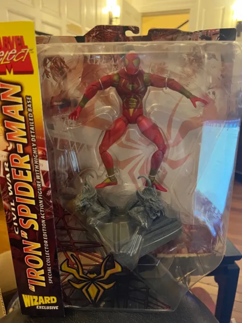 Diamond Select / Marvel Select ~ IRON SPIDER ~ Wizard World Exclusive
