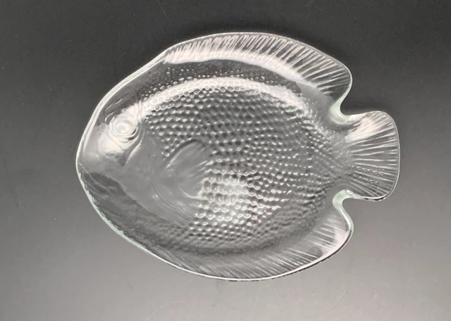 1 Arcoroc France Clear Glass Fish Shape Dish Snack Plate 6.5 x 5