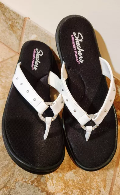 Skechers | Women’s Rumbler Cat's Eye Memory Foam Sandals | Size 10 | NEW! 💫💖