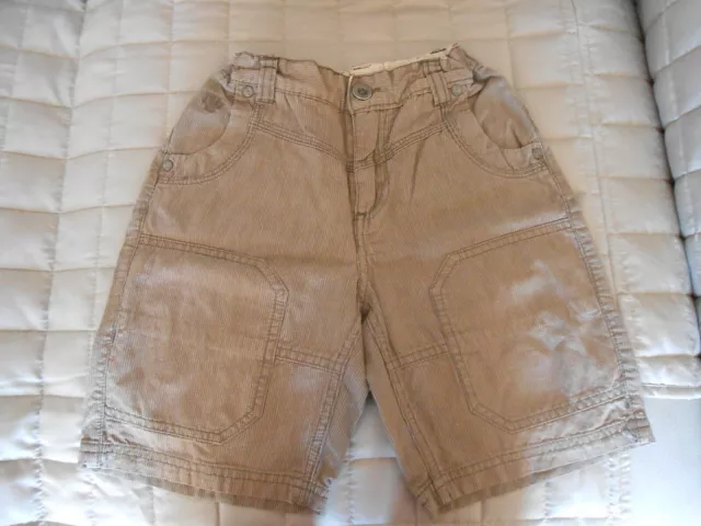 Lot de 2 shorts / bermudas garçon 6 ans