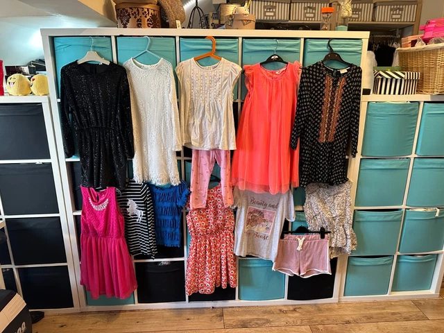 Pacchetto vestiti per ragazze - 9-10 abiti, pantaloncini, top, River Island alcuni nuovi con etichette