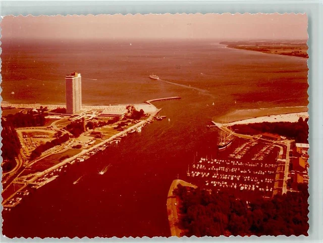 40067231 - 2401 Travemuende aerial view Luebeck district