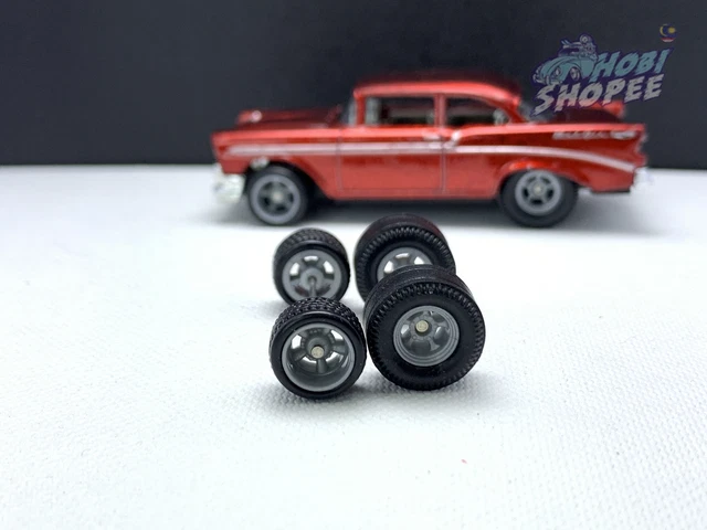Ruote Hot Wheels Real Riders Cromate 1/64 - Gomma, Per