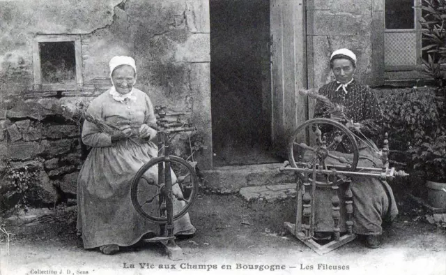 Cpa 89 La Vie Aux Champs En Burgundle Les Fileuses (Close-Up